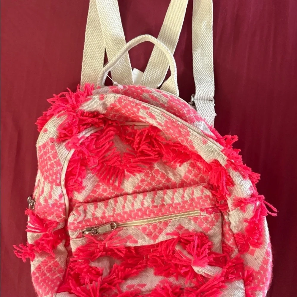 nwt- Stylish Hot Pink  Whimsical Fringe  asymmetrical design  Festival bag